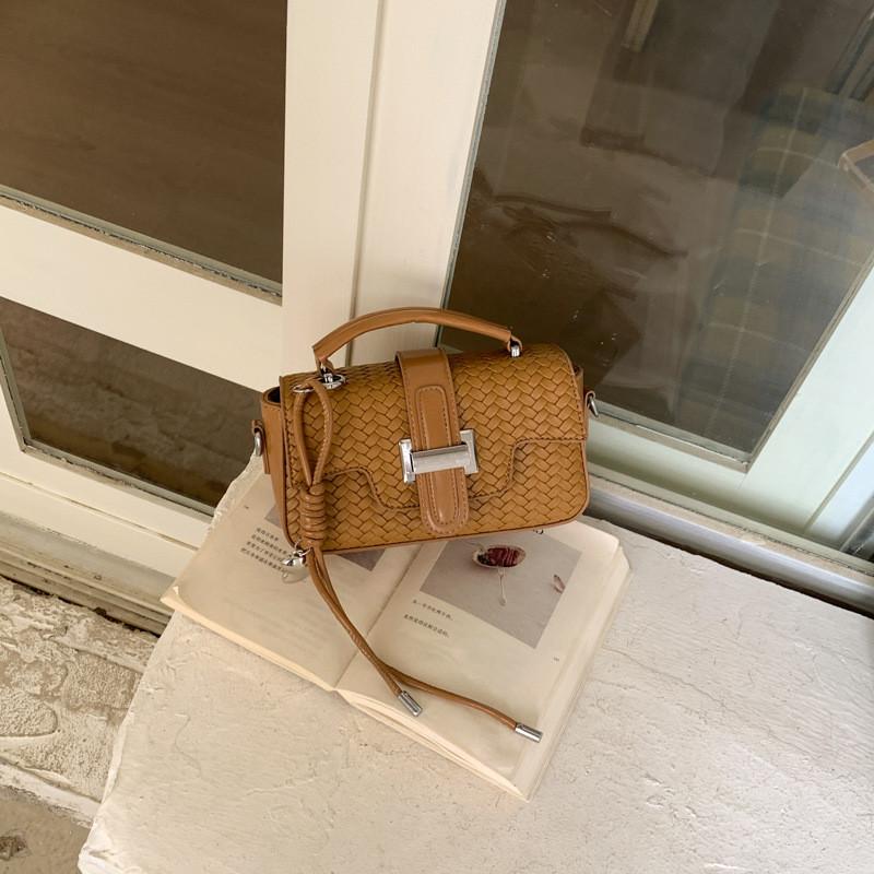 IELGY Woven Pattern Pink Small Square Bag Ladies Fashionable All-Match Messenger Bag