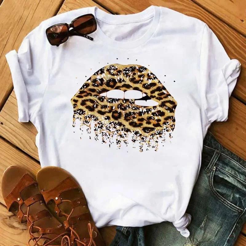 Leopard Love Heart Print Women Fashion T Shirt Black Female Short Sleeve Graphic Tops Women Sleeved Harajuk Streetwear Casual