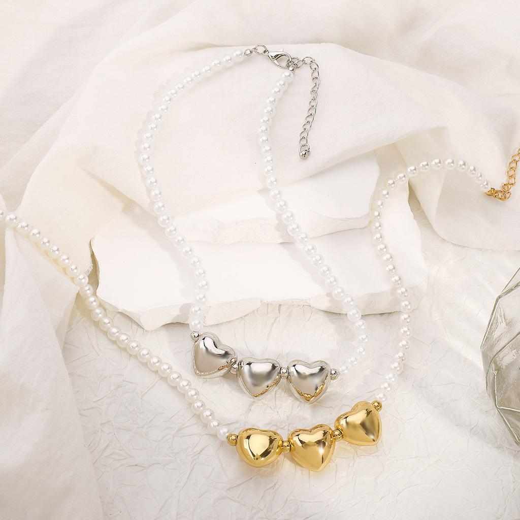 Tooxika Baroque Imitation Pearl Heart Pendant Necklace Retro Court Style Summer Simple Collarbone Chain