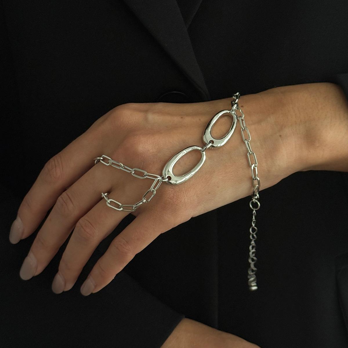 Creative Pearls Long Tassel Simple Handmade Chain Bracelet for Women Unique Temperament Metal Bracelets Charm Jewelry