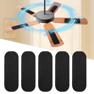 Filtri per ventilatori da soffitto da 5 pezzi Filtri dell'aria autoadesivi ad alto tenore di carbonio Accessori per pale del ventilatore per l'efficienza domestica