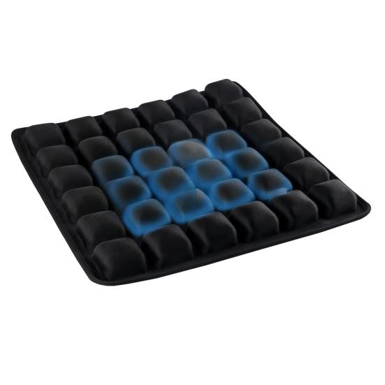 Reisepute 3D Luftoppblåsbar Sittepute med Sklisikker Bunn Ergonomisk Design Pustende Justerbar Bærbar Reisesittepute