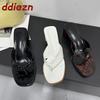 Mode Frühling Sommer Damen Absatz Hausschuhe Schuhe Pumps Mode Flach Damen Quadratische Absätze Hausschuhe Pantoletten Damen Flipflops Sandalen