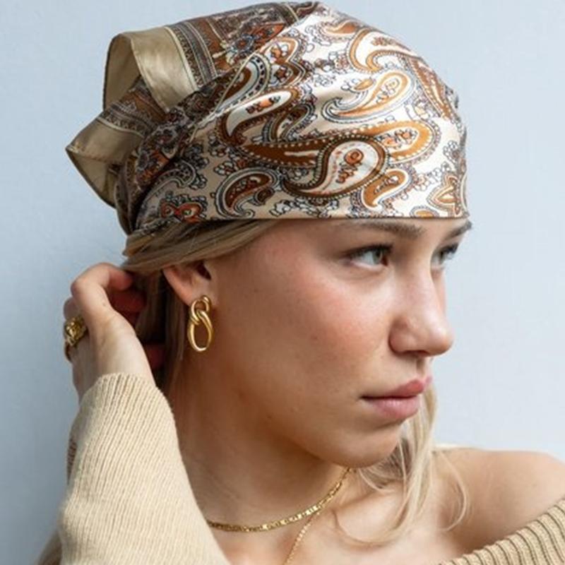 

70*70cm Women s Silk Scarf Luxury Headscarf Paisly Neck Ties Luxury Decorate Handerchief Female Summer Hijab Bufanda Bag Ribbion 70X70CM