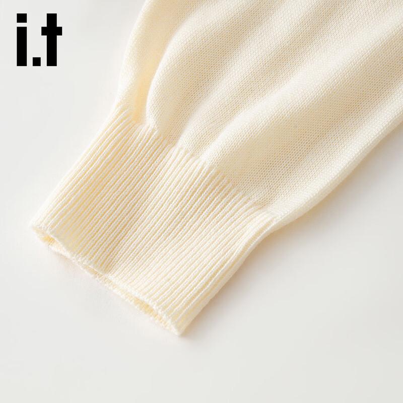 Izzue Women's V-Neck Fringe Knit Cardigan