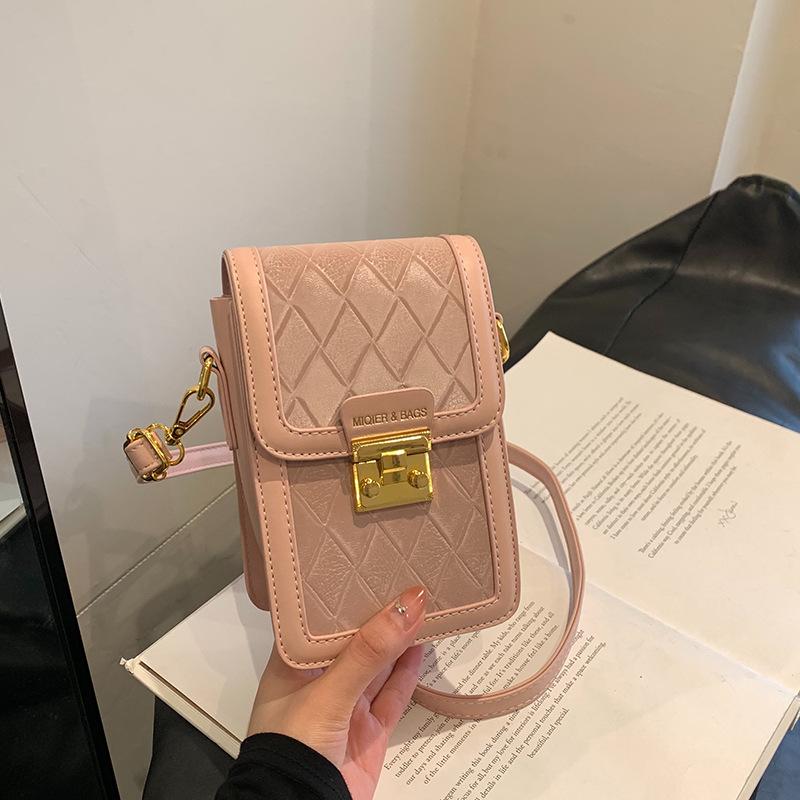 Summer small fresh bag women 2025 new trendy shoulder bag popular fashion messenger mobile phone bag small square bag