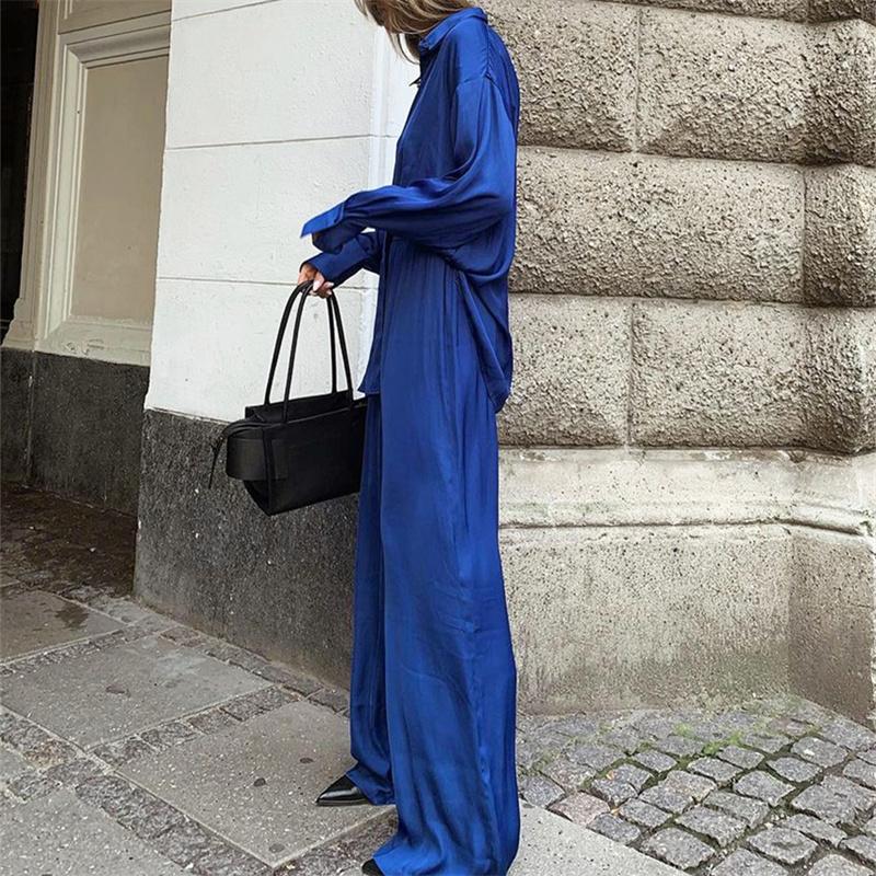 Модные комплекты из двух предметов с брюками 2022 — фото 6