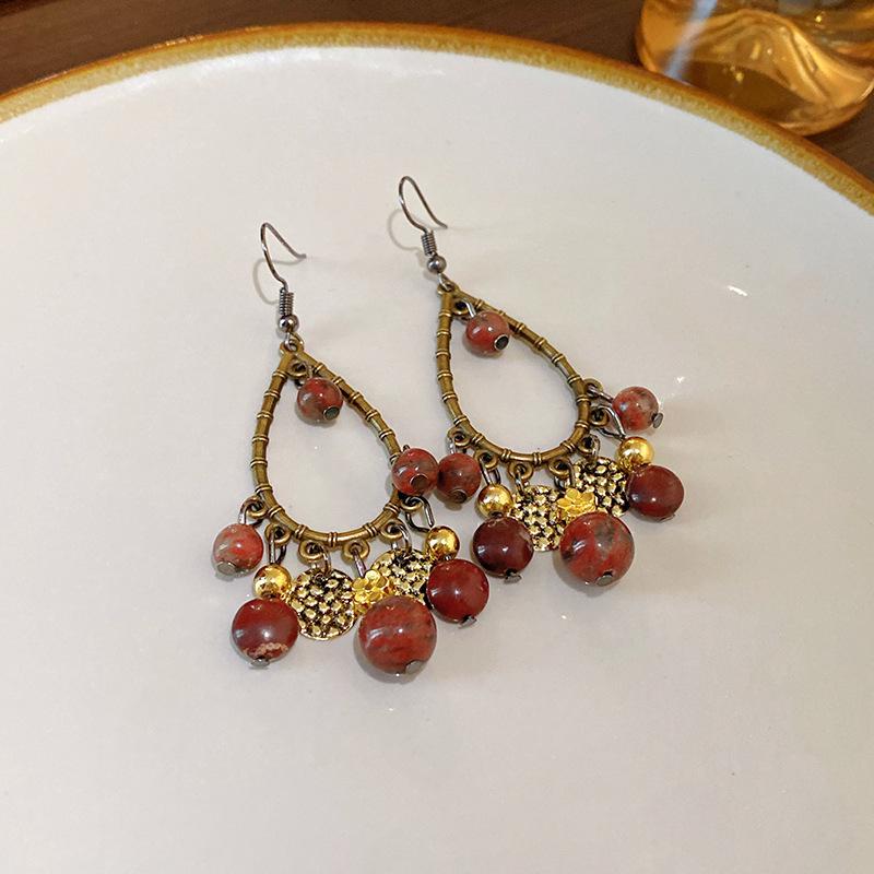 Bohemian retro tassel earrings with fashionable ethnic style and temperament, ear hooks with a niche and high-end feel, versatile earrings