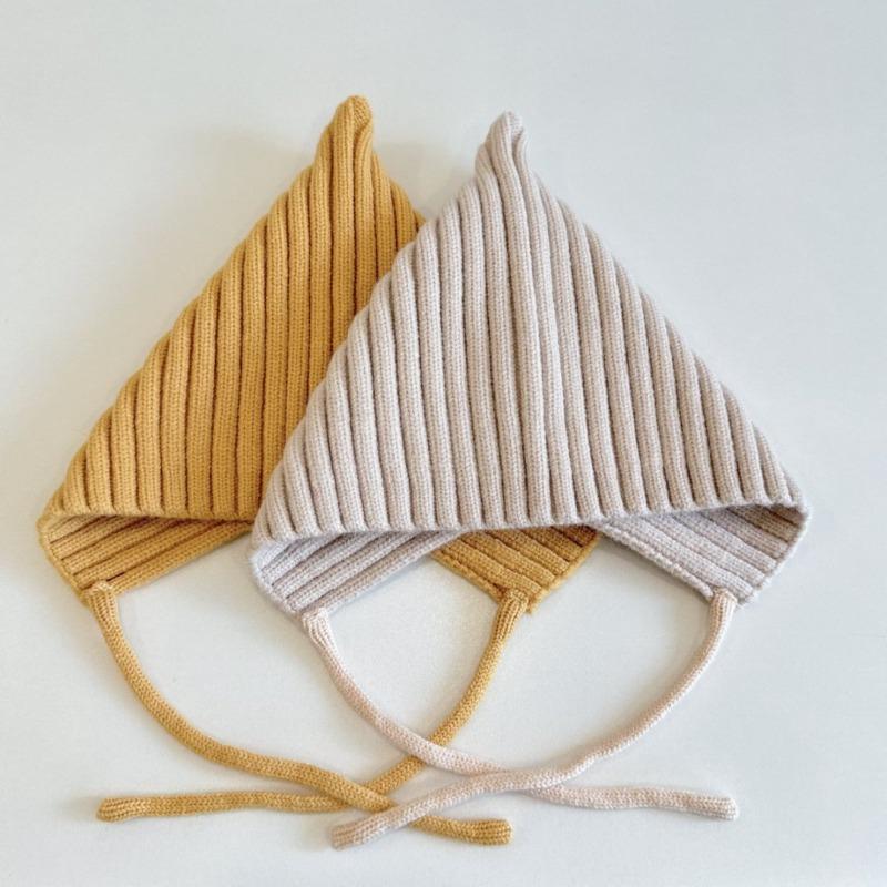 Super Stretch Pointed Hat Christmas Red Infant Elf Hat Autumn and Winter Month Age Boy and Girl Needles