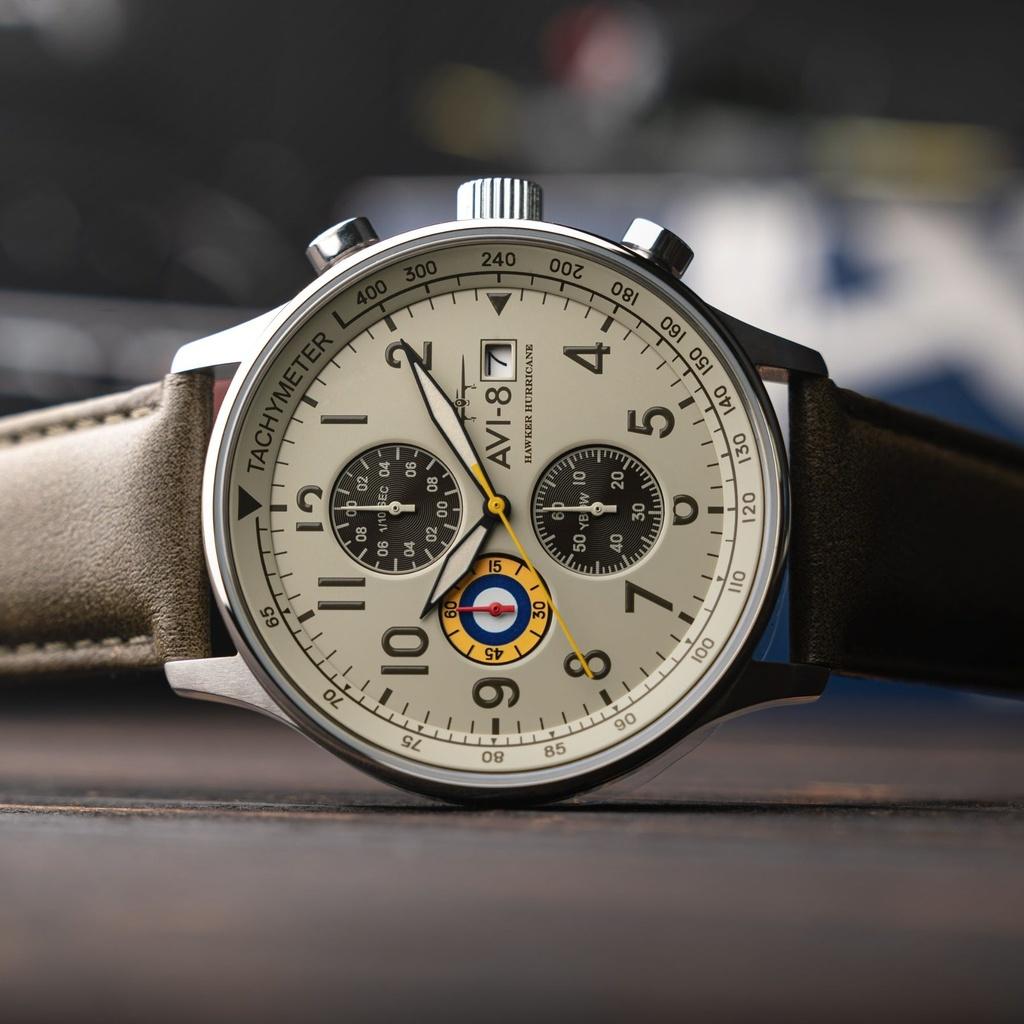 AVI-8 Hawker Hurricane Classic Chronograph Khaki Dial Quartz AV-4011-1B Męski zegarek z dodatkowym paskiem