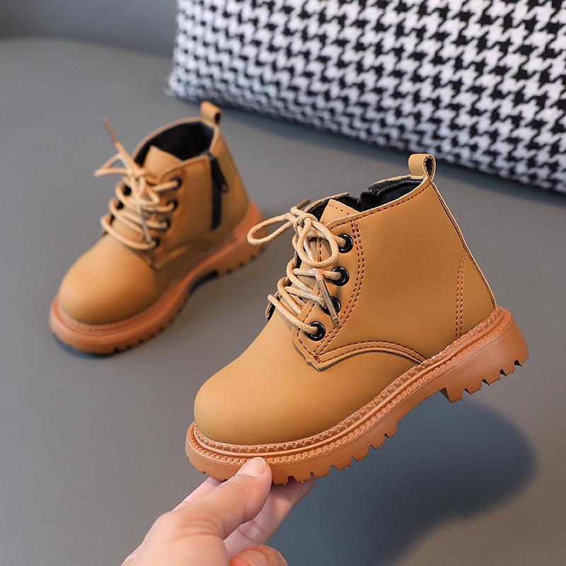 Autumn/Winter 2025 Kids' Martin Boots: Fleece-Lined Work Boots In British Style for Boys and Girls.