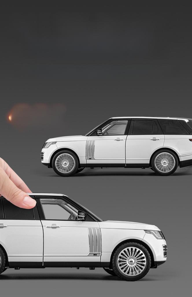 Authentic 1:18 Land Rover Range Rover Alloy Car Model - Fashionable Blind Box Ornaments