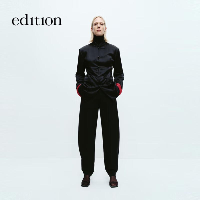 

Женская стеганая куртка из шелкового атласа в новом китайском стиле S (160)