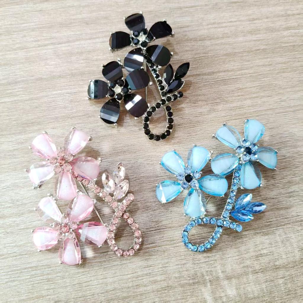 Barocker Luxus Blumendesign Brosche für Männer und Frauen Schmuckzubehör Hochzeit Feiertagsparty Geschenk