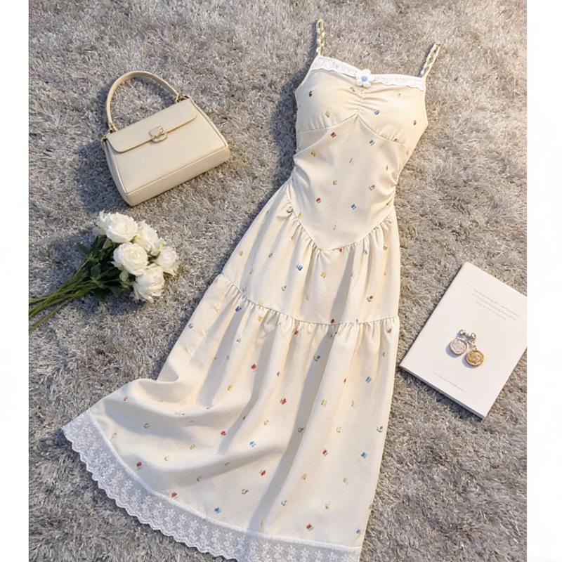 New dress set women's summer seaside vacation color printed floral dress suspender dress child tide