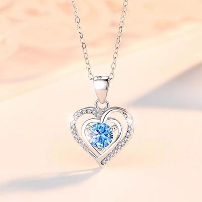 Love Heart-shaped Necklace for Women, Japanese and Korean Simple Student Mori-haired Heart Pendant Clavicle Neck Chain