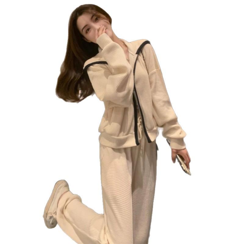 Korean Style Women's Casual Autumn Two-Piece Set: Trendy Loose-Fit Running Suit