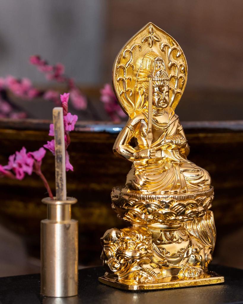 Small Manjusri Bodhisattva Buddha Statue Gold by Sculptor Keishu Original model in the Year of the Zodiac guardian Takaoka Bronze Bosatsu (7.2cm,