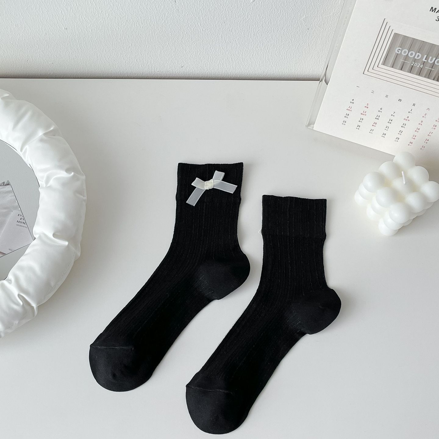 

Летние тонкие носки женские черные с кружевом и бантом, низкие, повседневные, прохладные, в стиле лолита, белые носки для женщин One Size