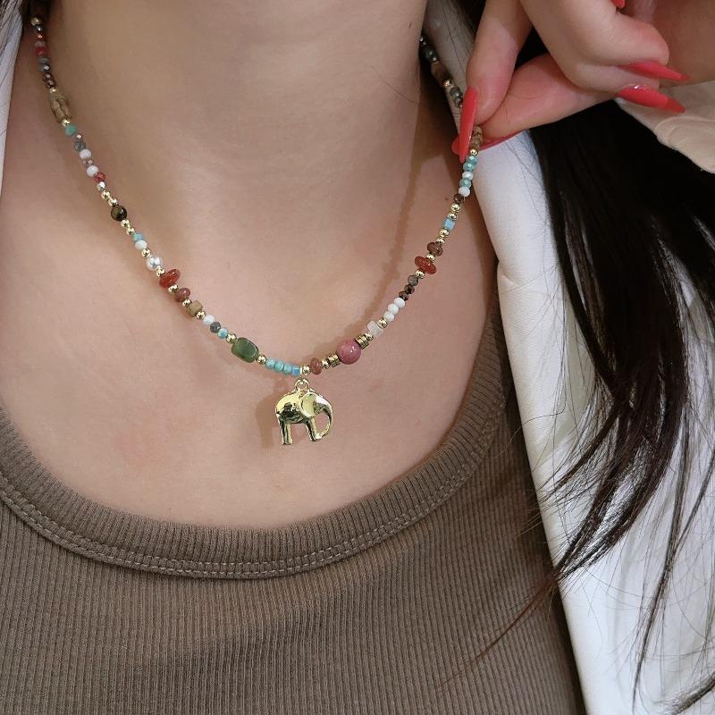 Natural Stone Beaded Auspicious Little Elephant Necklace for Women, High-end Sweater-style Neck Chain Accessory
