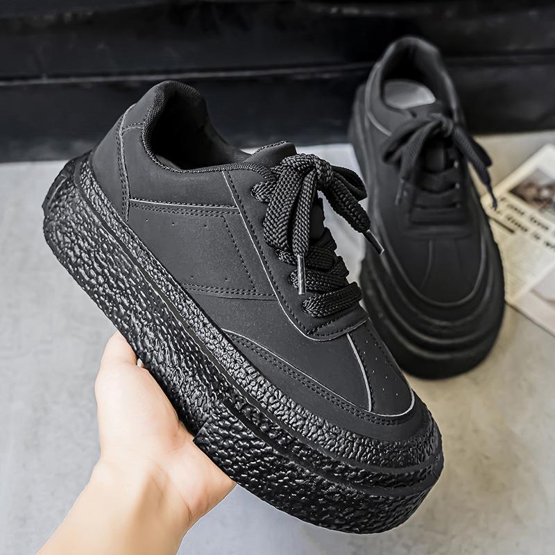 Nuevas zapatillas de skate clásicas de moda para hombre, de suela gruesa y caña baja, cómodas zapatillas de baloncesto con suela suave