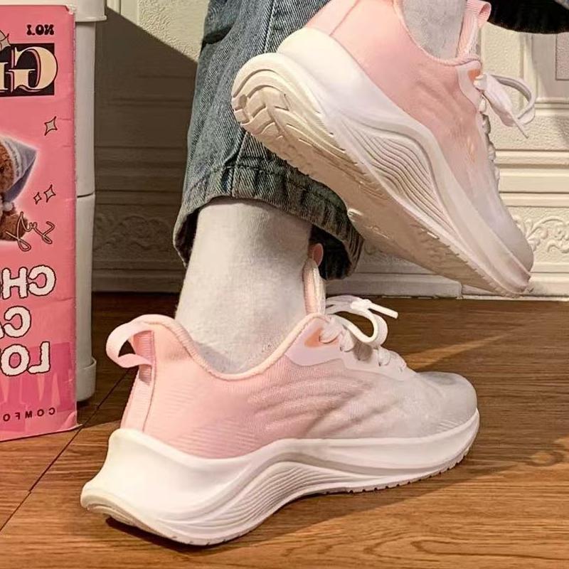 Huili 2025 spring new women's shoes wasteland wind dopamine white shoes campus style high value Internet celebrity running shoes
