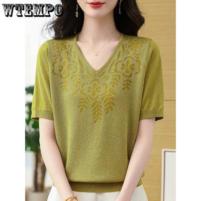 Summer Mom's Embroidered Top Loose V-neck Short Sleeve Knitted T-shirt for Women