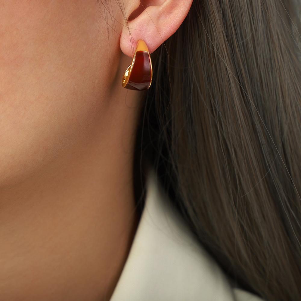 Retro Niche Light Luxury Earrings Temperament High-End Design Earrings Crescent-Shaped Size Copper Plated 18K Real Gold Stud Earrings