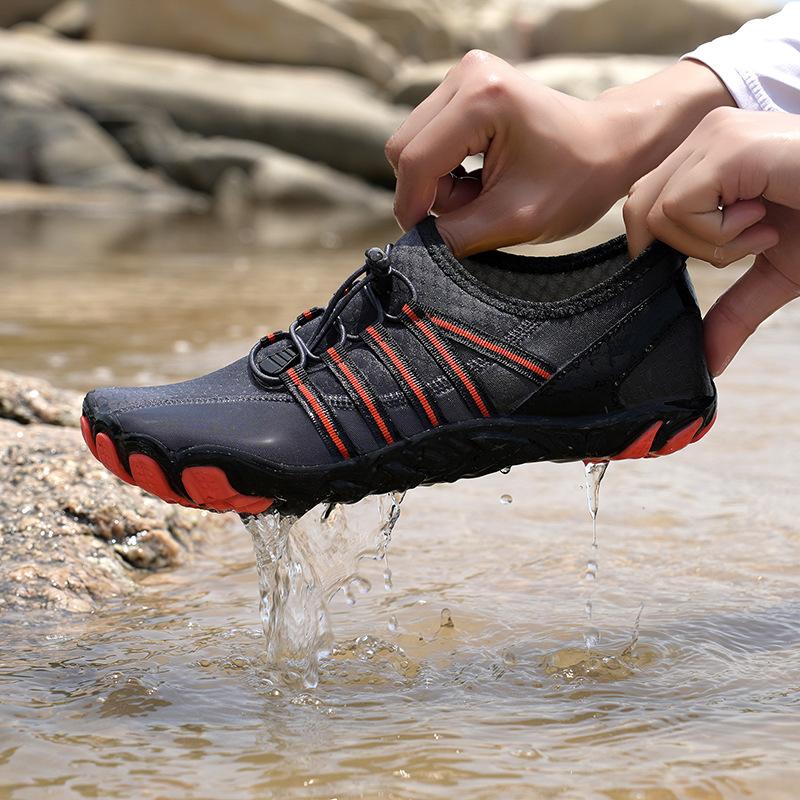 New outdoor creek walking shoes couple beach shoes breathable quick-drying wading swimming shoes men's and women's hiking fitness shoes