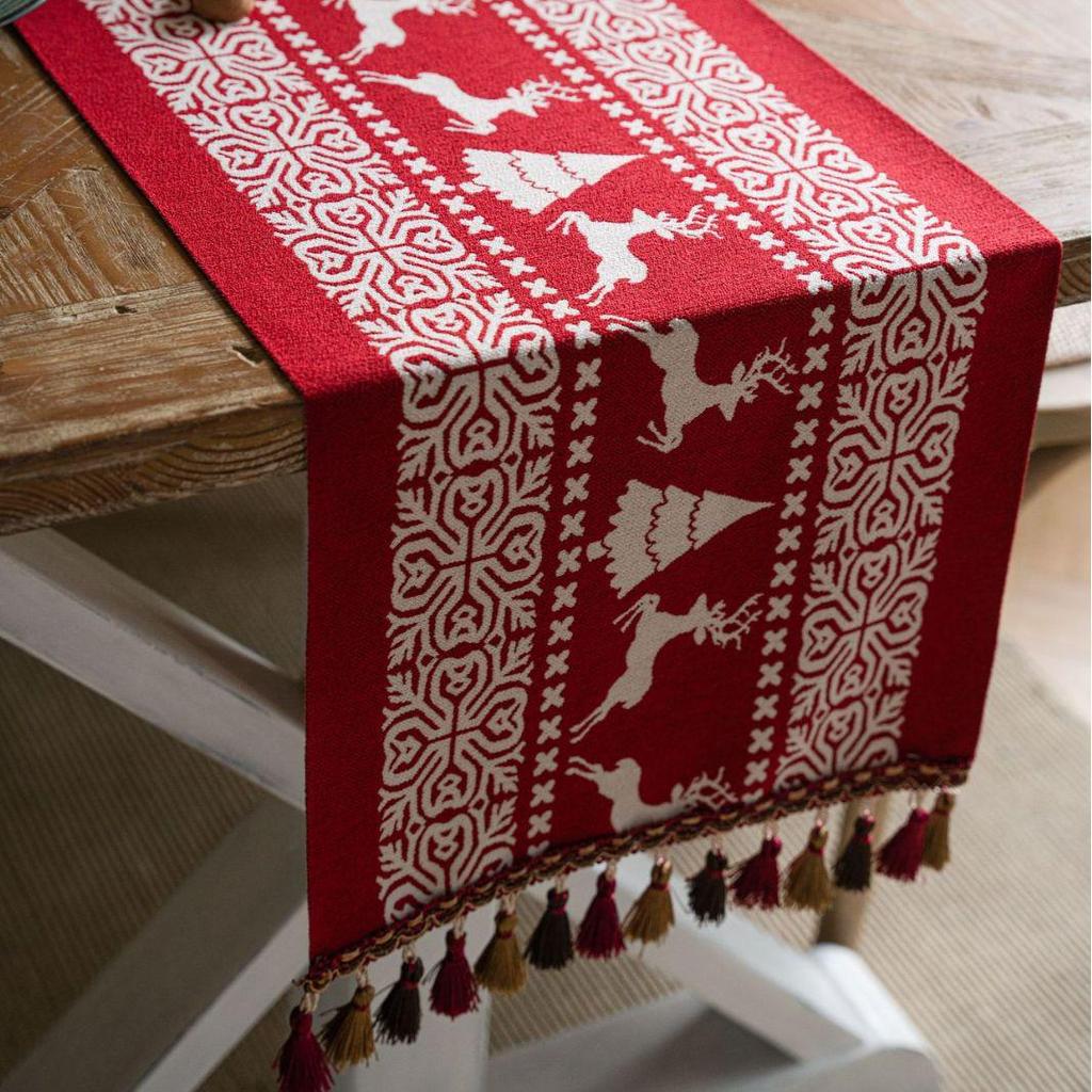 Jacquard Yarn-Dyed Christmas Snowman Reindeer Tassel Polyester Table/Bed Runner