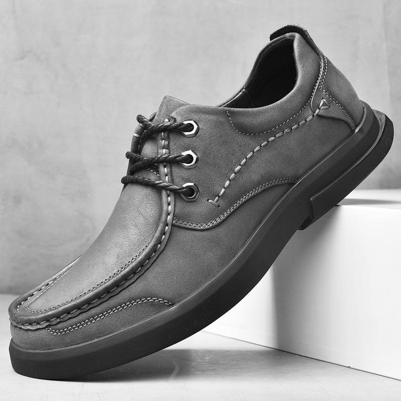 Fashion Men Leather Shoes Breathable Loafers Sneakers 2025 New Fashion Comfortable Flat Handmade Retro Leisure Loafers Shoes Men Shoes