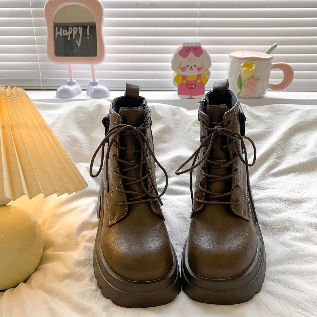 Yunfu British Style Martin Boots Women's Single Boots 2025 Fashion Platform Short Boots Autumn and Winter Height Increase Outer Wear Versatile