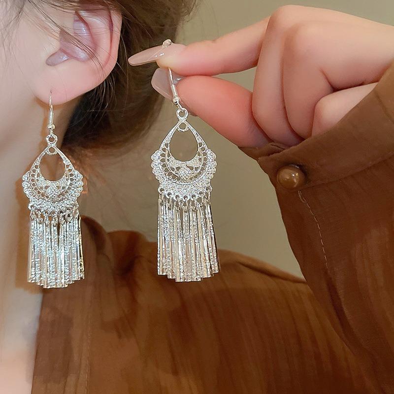 New Chinese antique super fairy bamboo flower pearl fringed stud earrings ear hook explosion Chinese style versatile earrings earrings