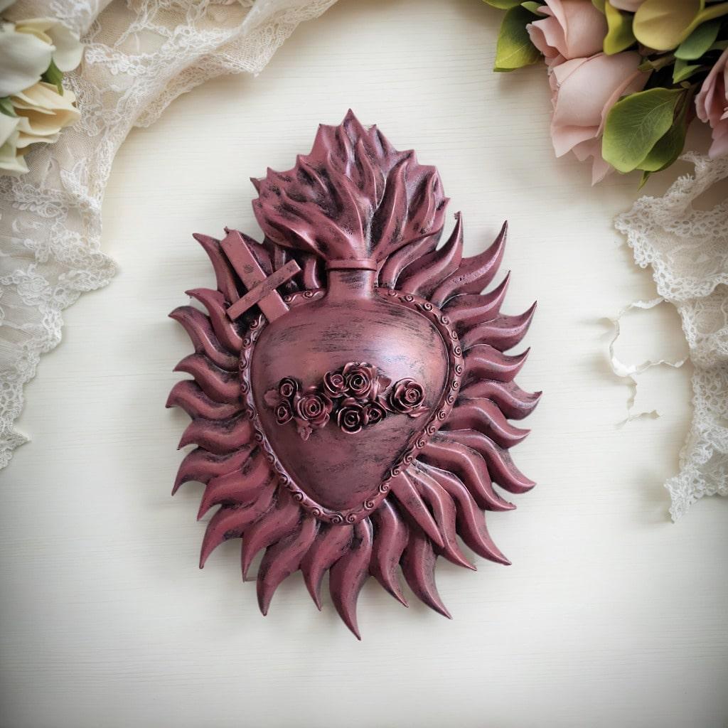 Gothic Sacred Heart Wall Hanging Religious Home Resin Statue Decorative Pendant, Suitable for Churches, Christmas, Weddings