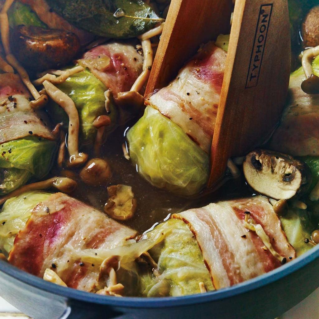 Vermicular Cast Enamel Pot 26cm SUKIYAKI Pearl Pink Waterless Cooking Special Recipe Book Included Oven Pot Round PNK26RS