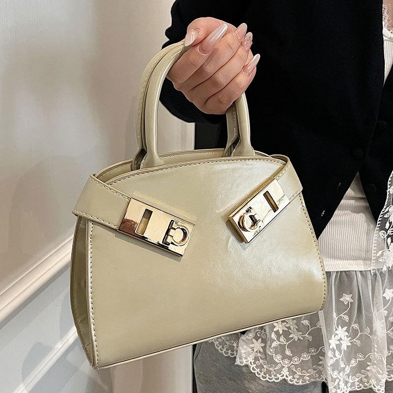 Korean Version of Casual Simple Temperament Business Commuter Style Handbag Women's High Sense Versatile Foreign Style Solid Color Messenger Bag