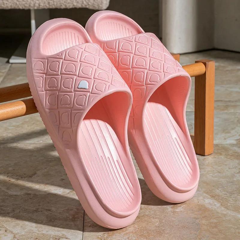 Fashion Summer Non-Slip House Slippers Women 2025 Comfort Soft Sole Bathroom Slippers Woman Solid Color Light Flat Heel Indoor Slides