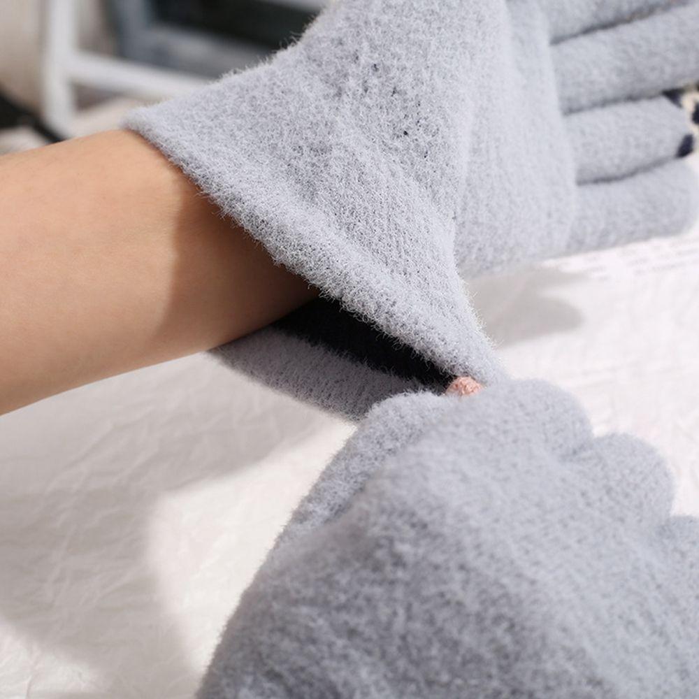 Thick Panda Elastic Women Knitted Gloves Driving Gloves Female Gloves Wool Mittens