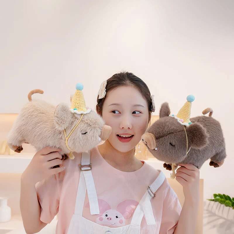 20/30cm Cartoon Simulation Wild Boar Wear Birthday Hat Toy Stuffed Animal Kawaii Pig Anime Doll Holiday Gift Room Decoration
