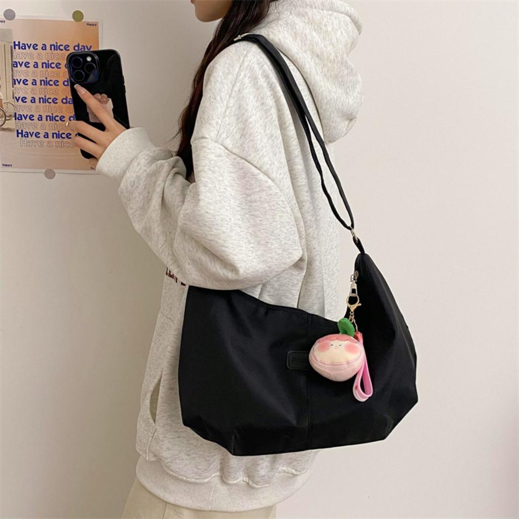 Ladies' Fashionable Large Capacity Crossbody Bag with Adjustable Shoulder Straps and Zipper Closure - Made of Durable Polyester Material