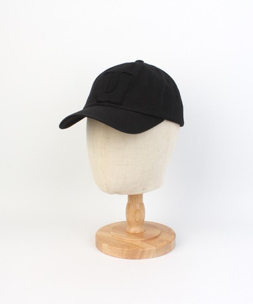 Yunibeosyeolkemiseuteuli Applique U Black Ballcap Washed Ballcap