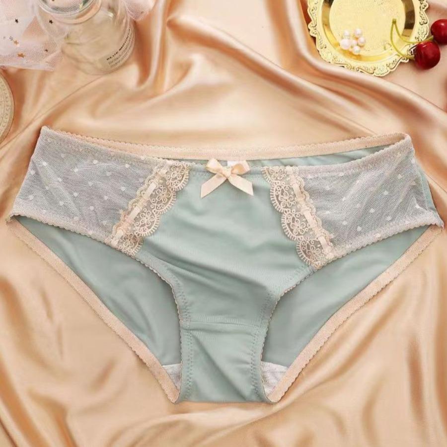 Women Panties Soft Mid-waist Underwear Sexy Ice Silk Splicing Mesh Female Briefs Lace Edge Breathable Lingerie Cotton Crotch Mid Waist Underpant