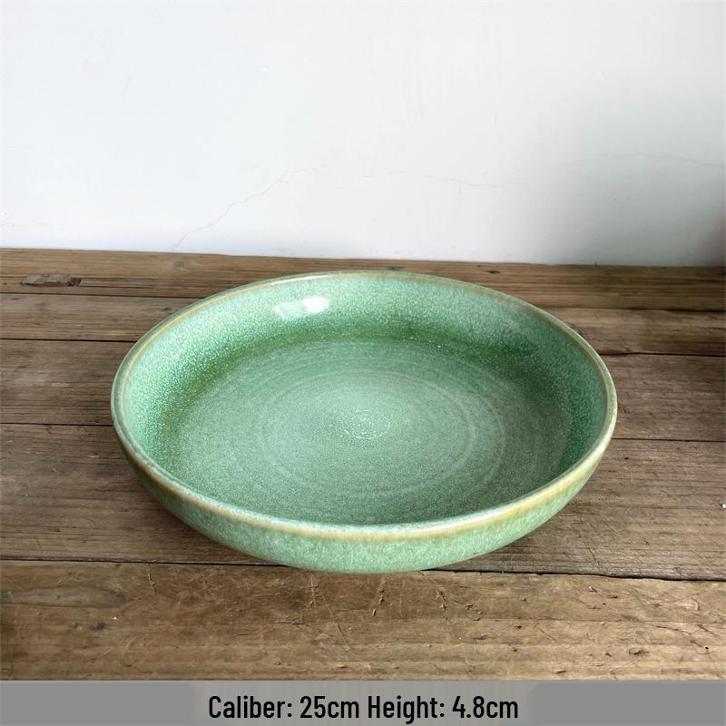 Piatti in Ceramica Raffinatamente Lavorati: Design Decorativi, Bassi, Profondi e da Insalata con Piccoli Difetti