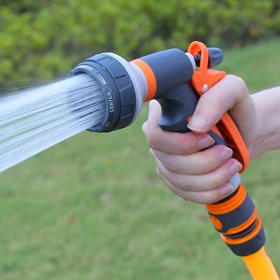 1 Hochdruck-Gartenspritzpistole für die Bewässerung im Freien. Verstellbare Düse. Leichtes Kunststoffdesign für einfachen Griff.