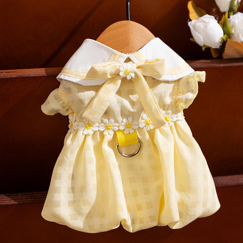 

Spring and Summer Checkered Elegant Pet Dress with Flying Skirt Princess Style Pet Cat Clothing XS