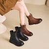 Leather retro snow boots women's 2025 winter new velvet thickened thermal cotton shoes integrated leather Martin boots