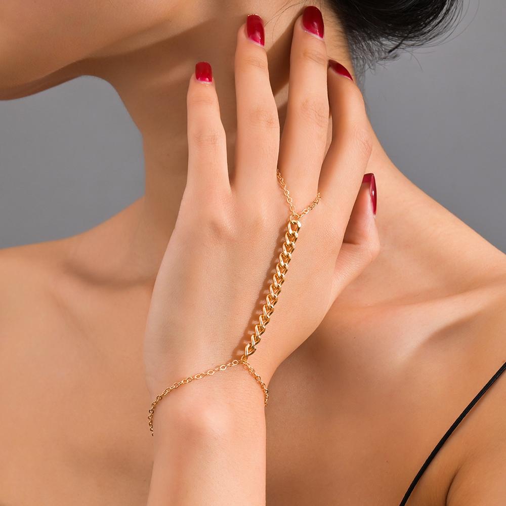 

Minimalist Creativity Infinite Symbol Number 8 Bracelet Women s Finger Chain Jewelry Gift Clothing Accessories
