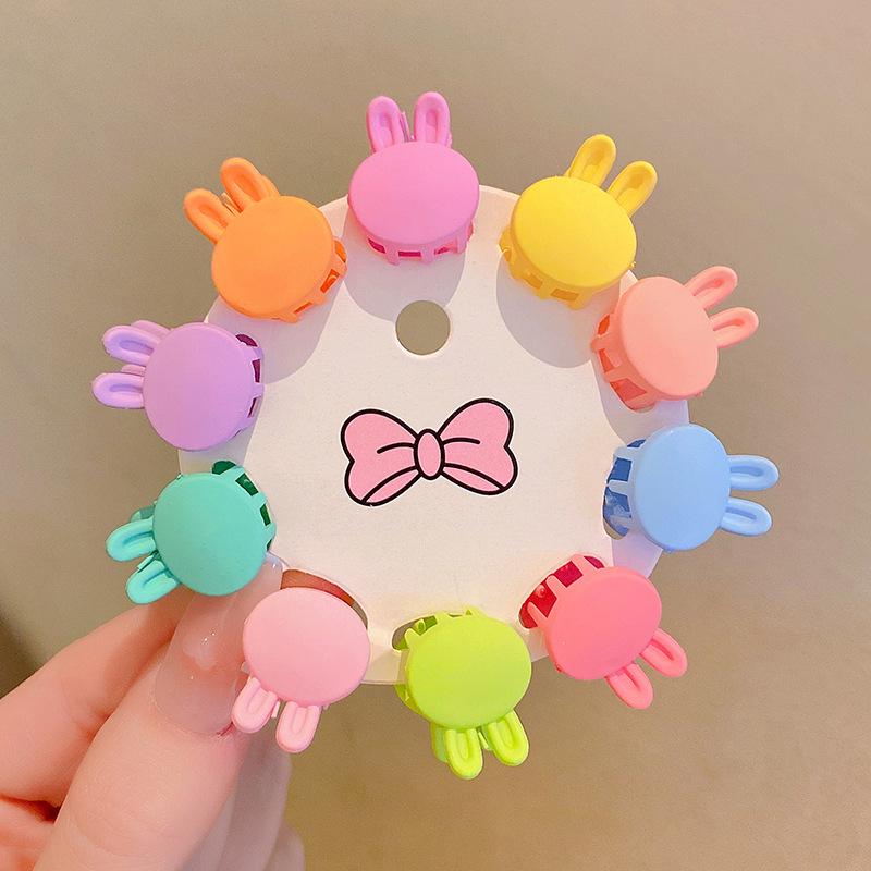 Baby Flower Hair Clip: Wispy Bangs Styling Tool for Girls - Small Claw Children's Hairpin