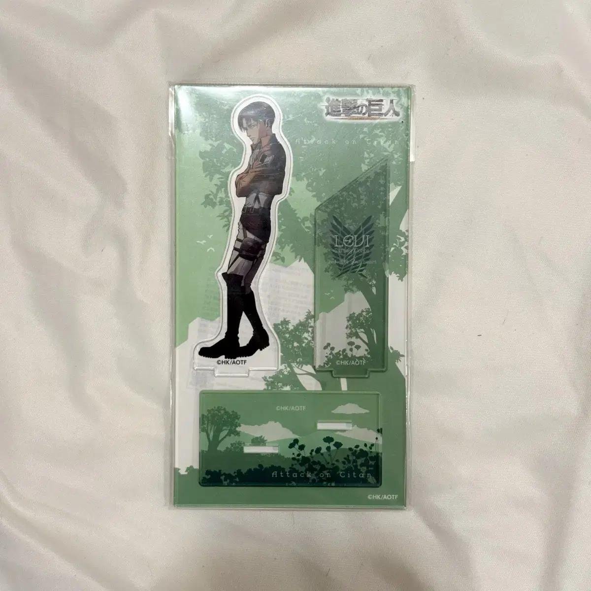 

Атака Титанов Леви Лес Акриловая Подставка