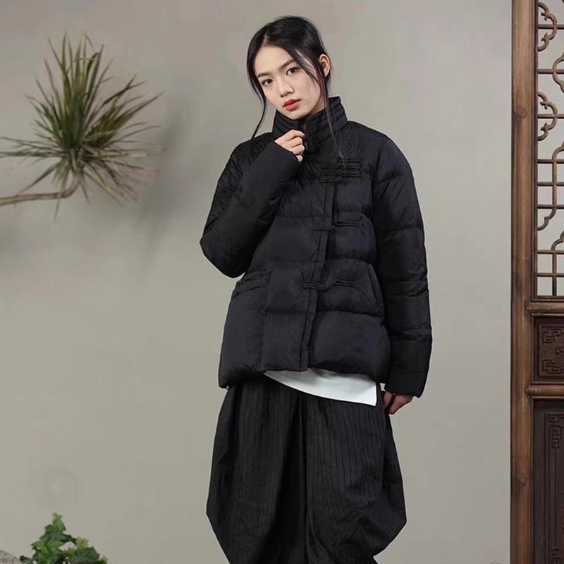 New Chinese-style button-down jacket women's short 2024 winter fashion stand-up collar thickened white duck down retro warm jacket
